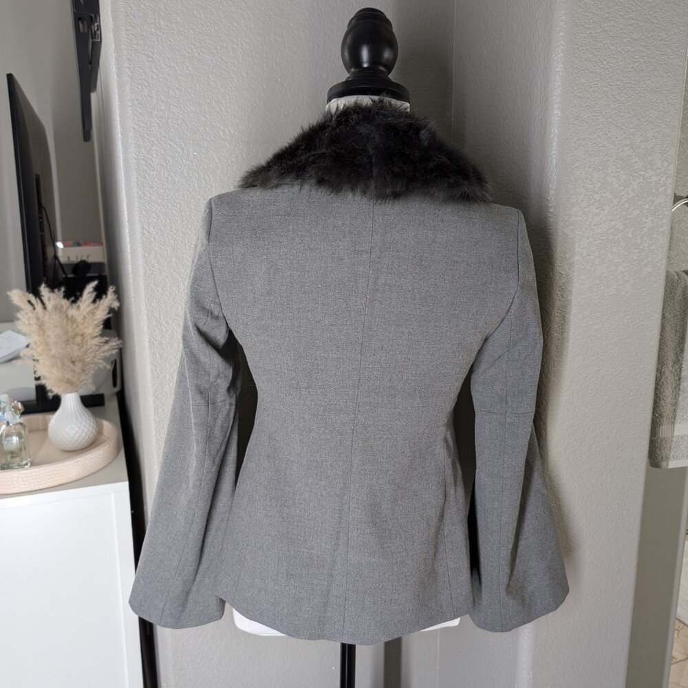 Jacket - Picture 2 of 16